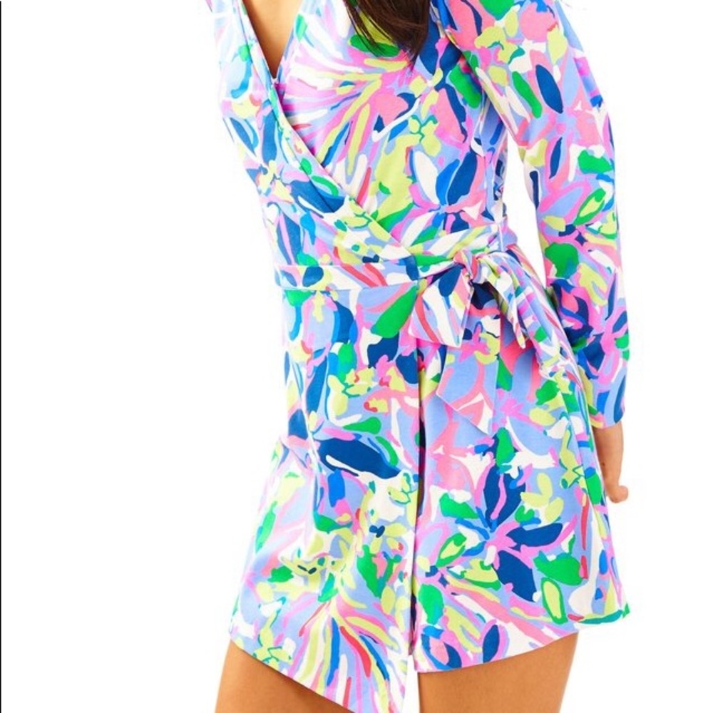 Lilly Pulitzer Tiki Wrap Romper, Great Shape!